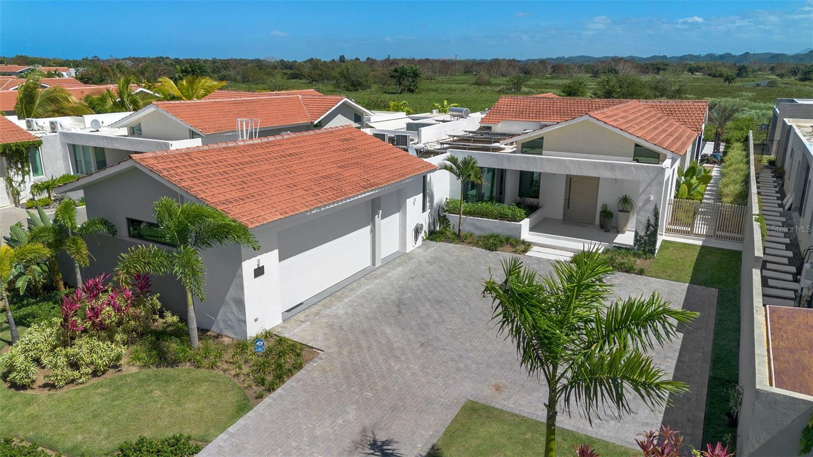 00646 Real Estate Listings Main Image