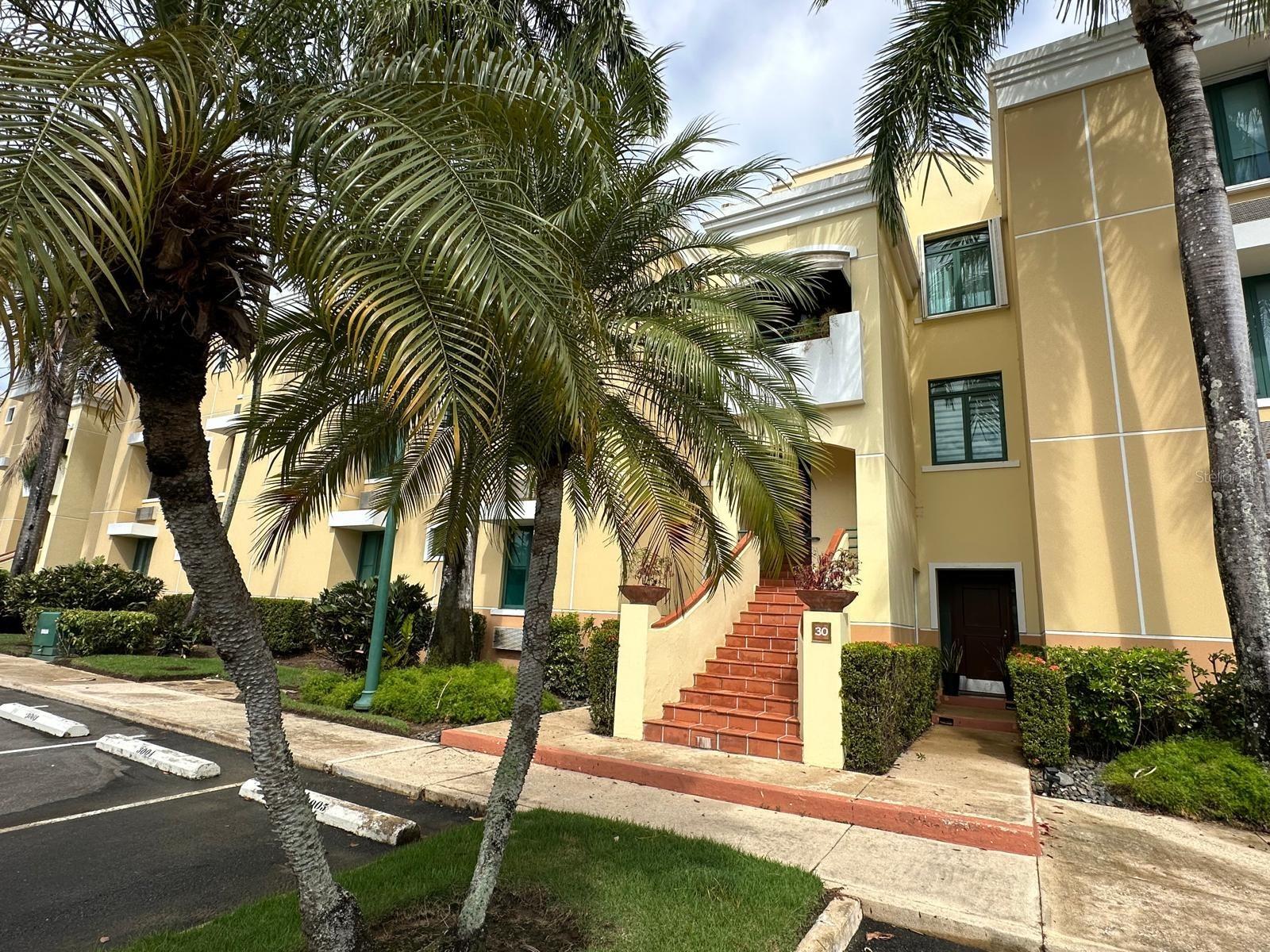Cond El Dorado Club Sabana #30-03 Property Photo