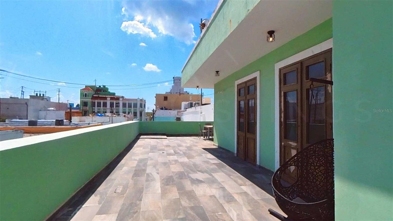209 San Francisco St Property Photo 8