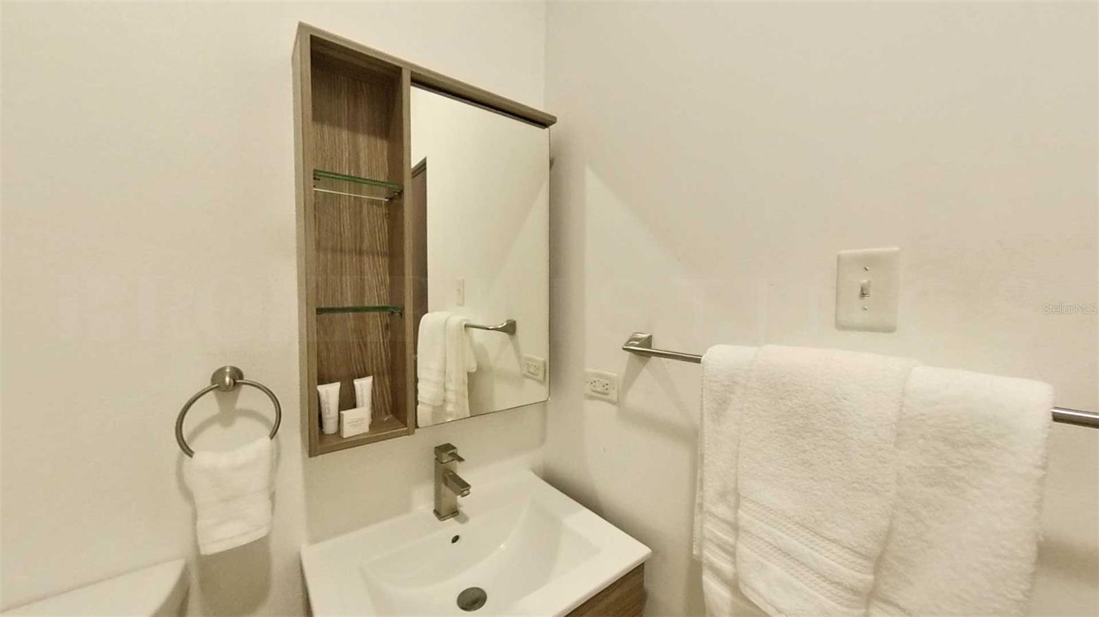 209 San Francisco St Property Photo 20