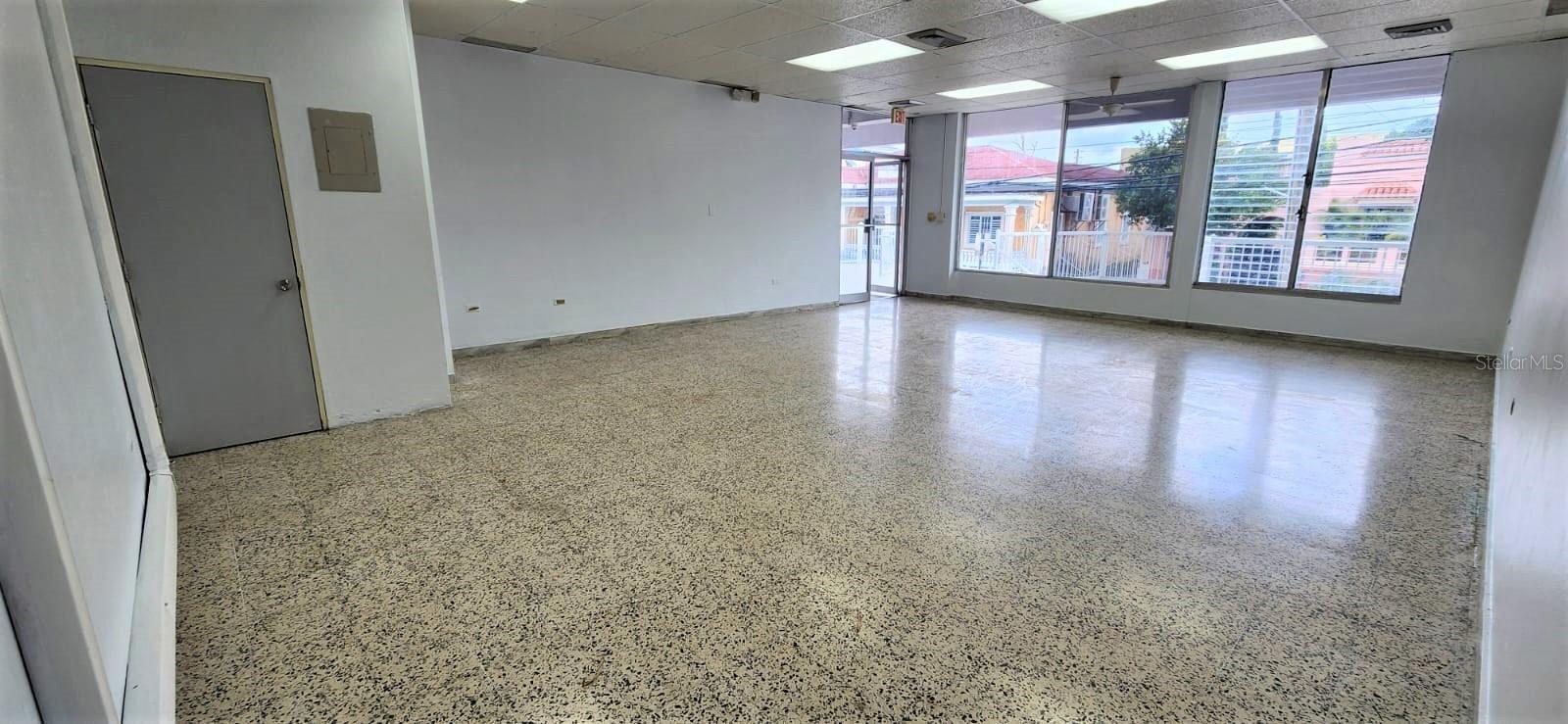 Cond. Torre De Hostos S Calle Mendez Vigo Ave #1b Property Photo 6