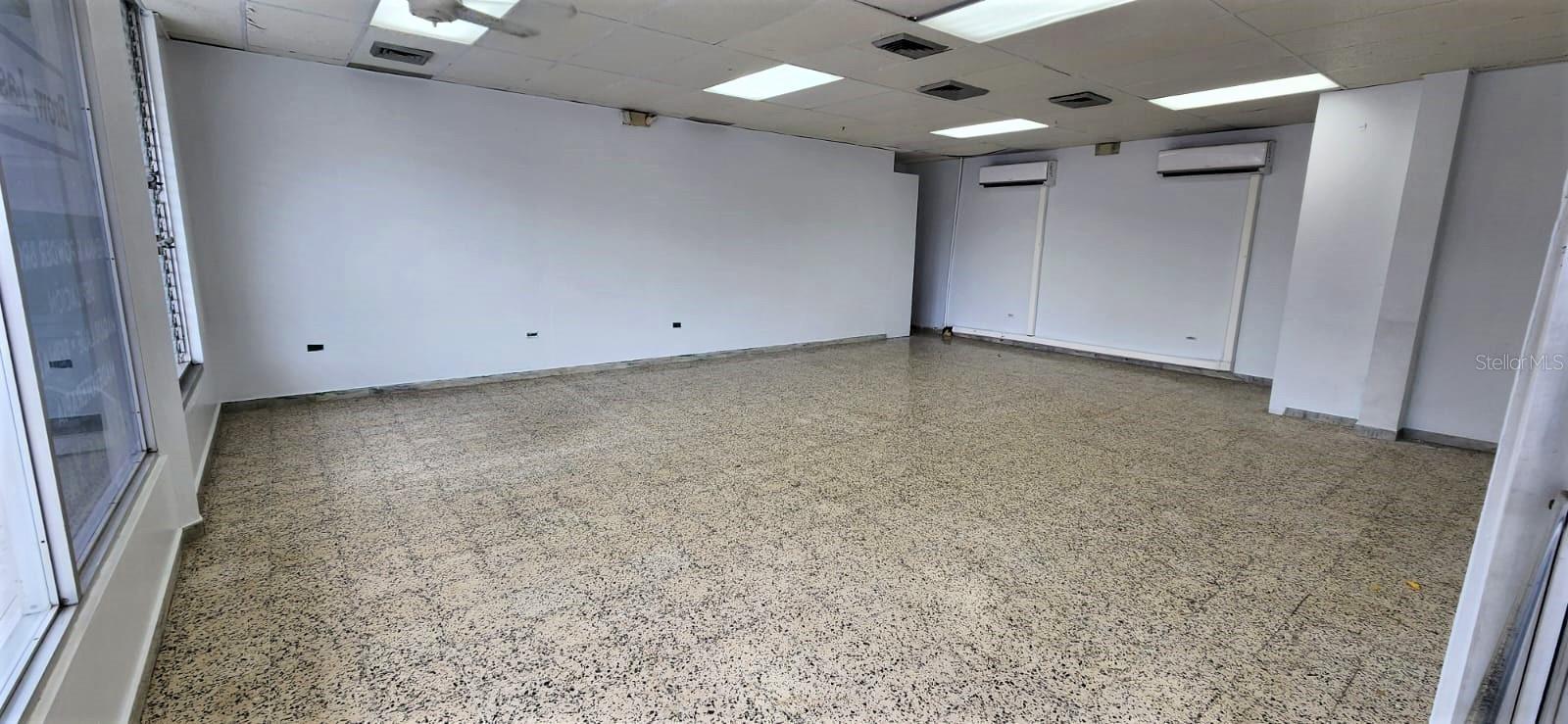 Cond. Torre De Hostos S Calle Mendez Vigo Ave #1b Property Photo 9