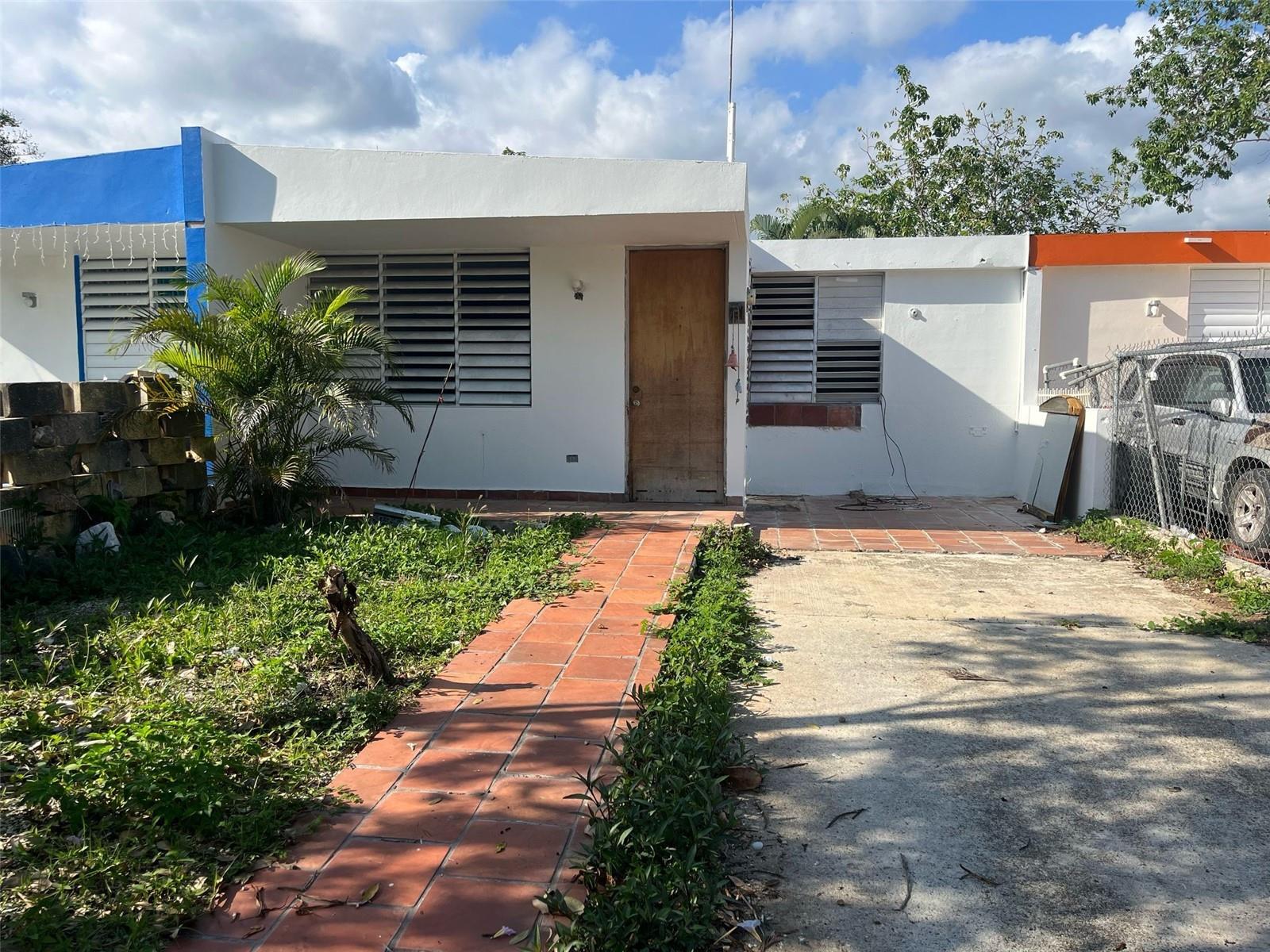 1 Urb. Vista Hermosa Property Photo