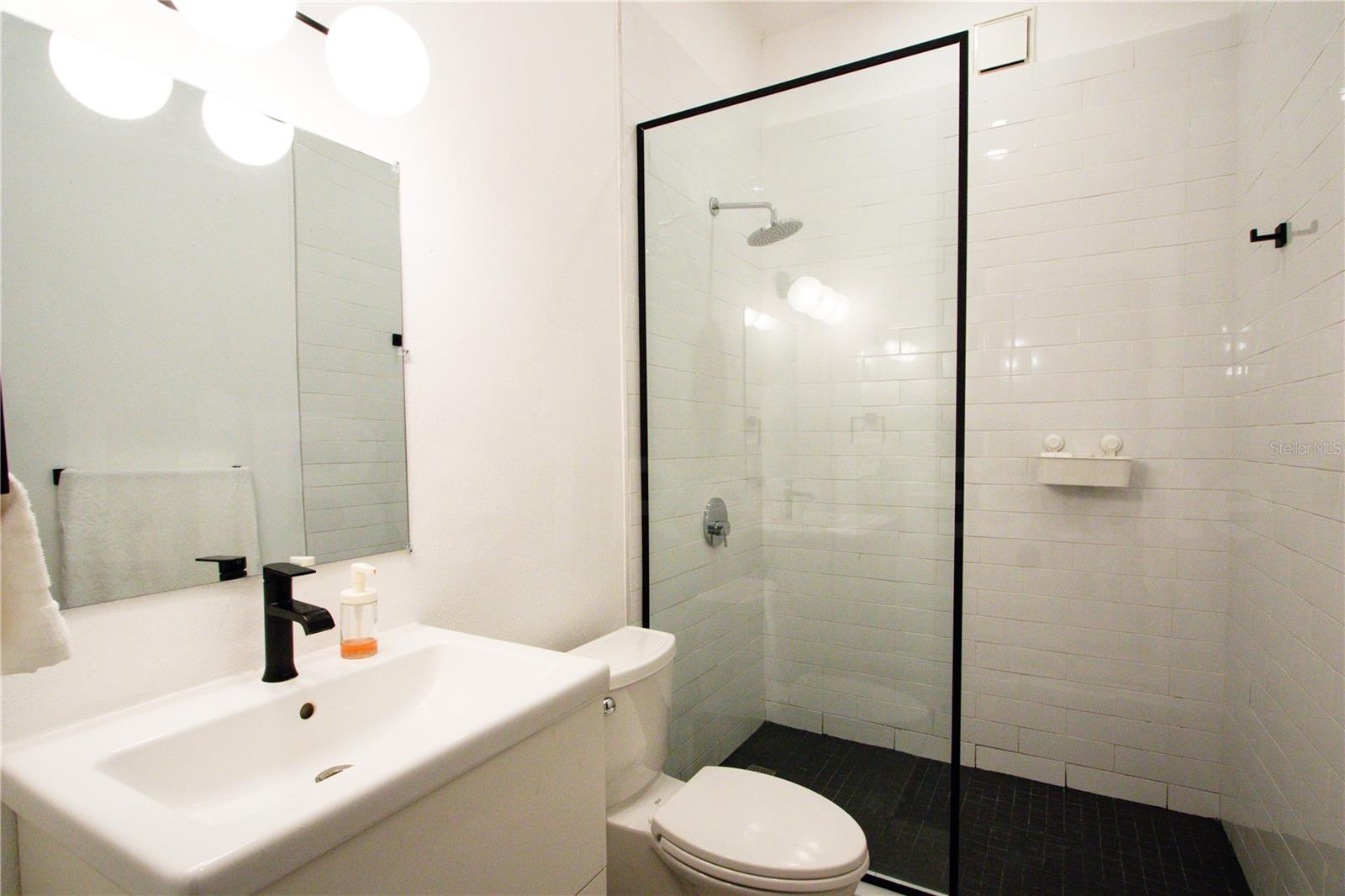254-256 San Francisco St #201 Property Photo 13