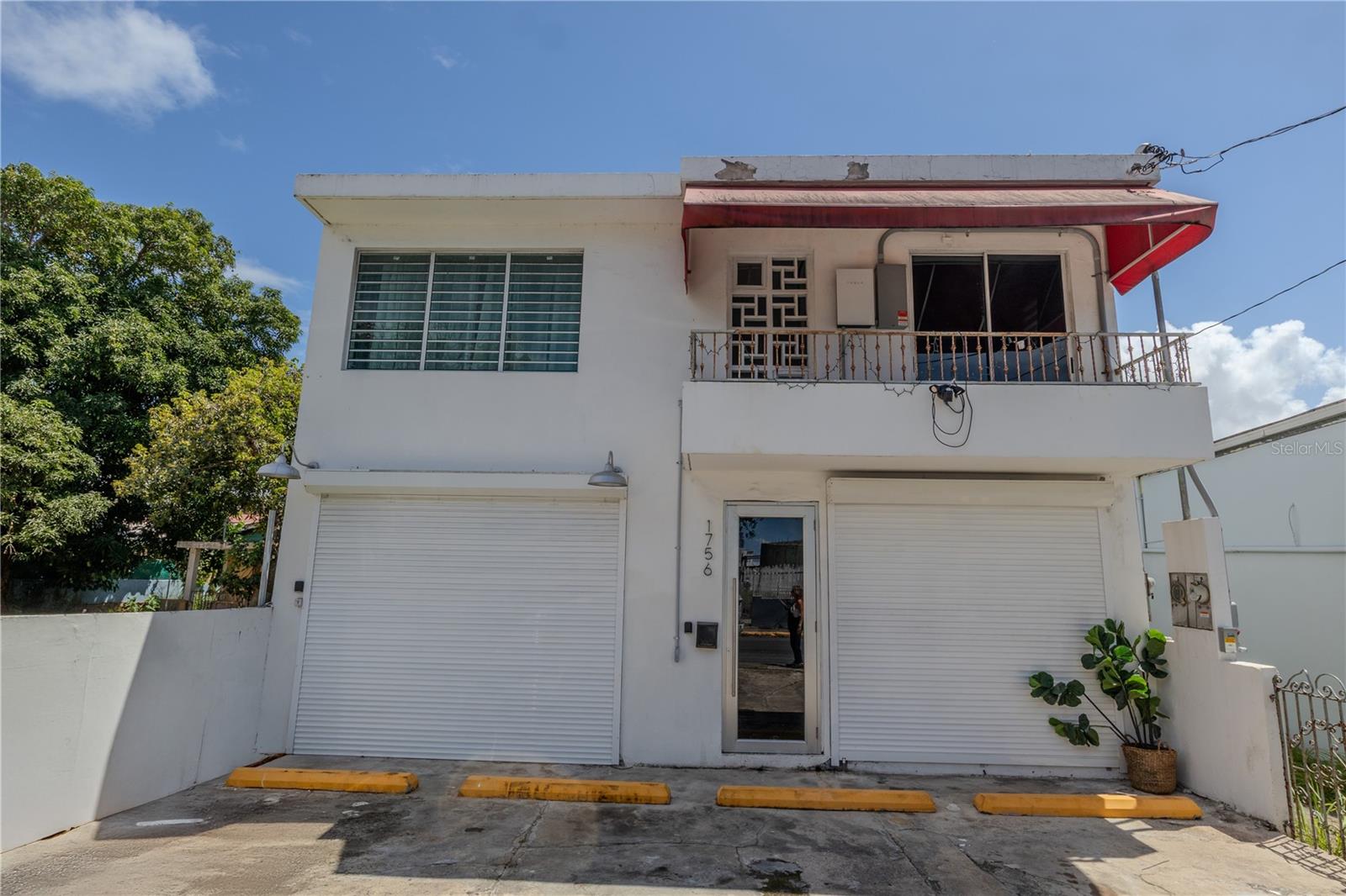 00915 San Juan Real Estate Listings Main Image