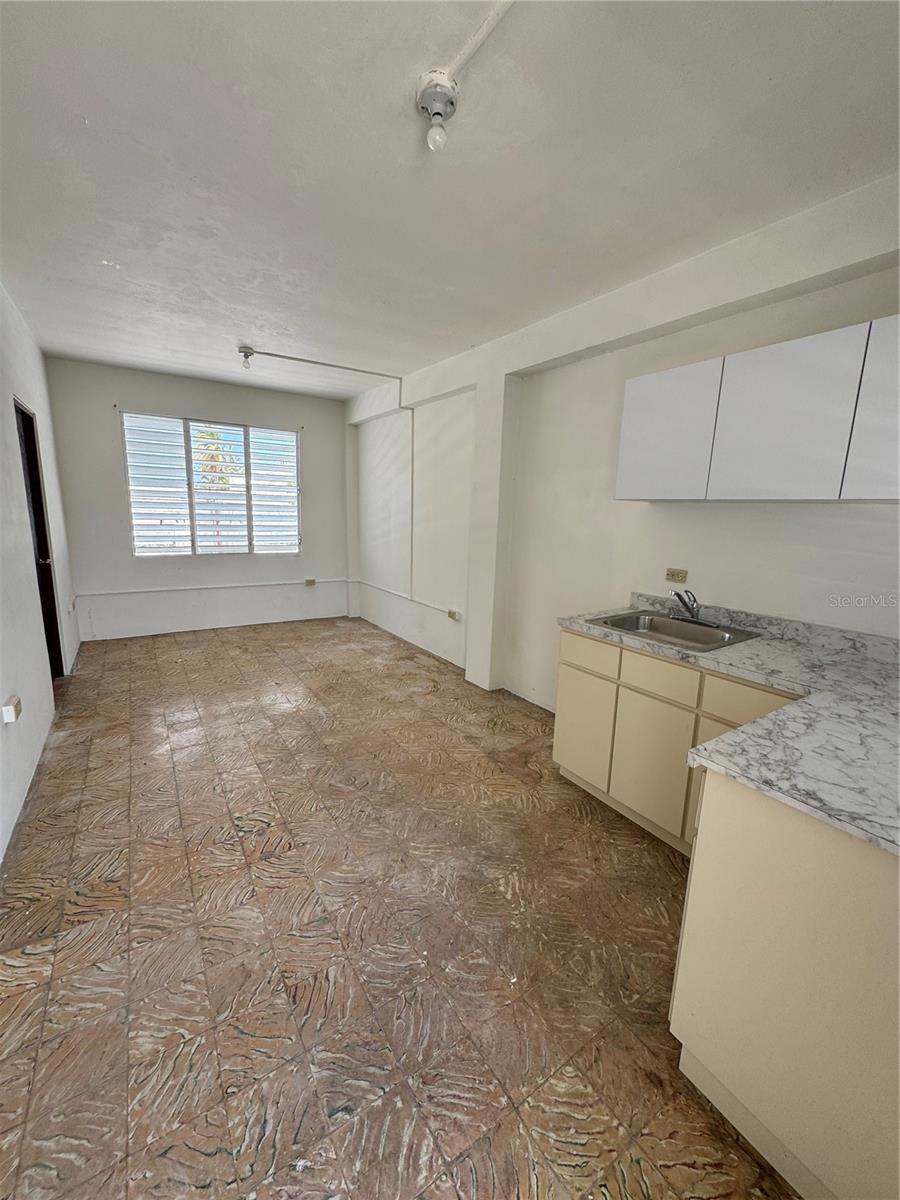 502 Antillas #202 Property Photo 1