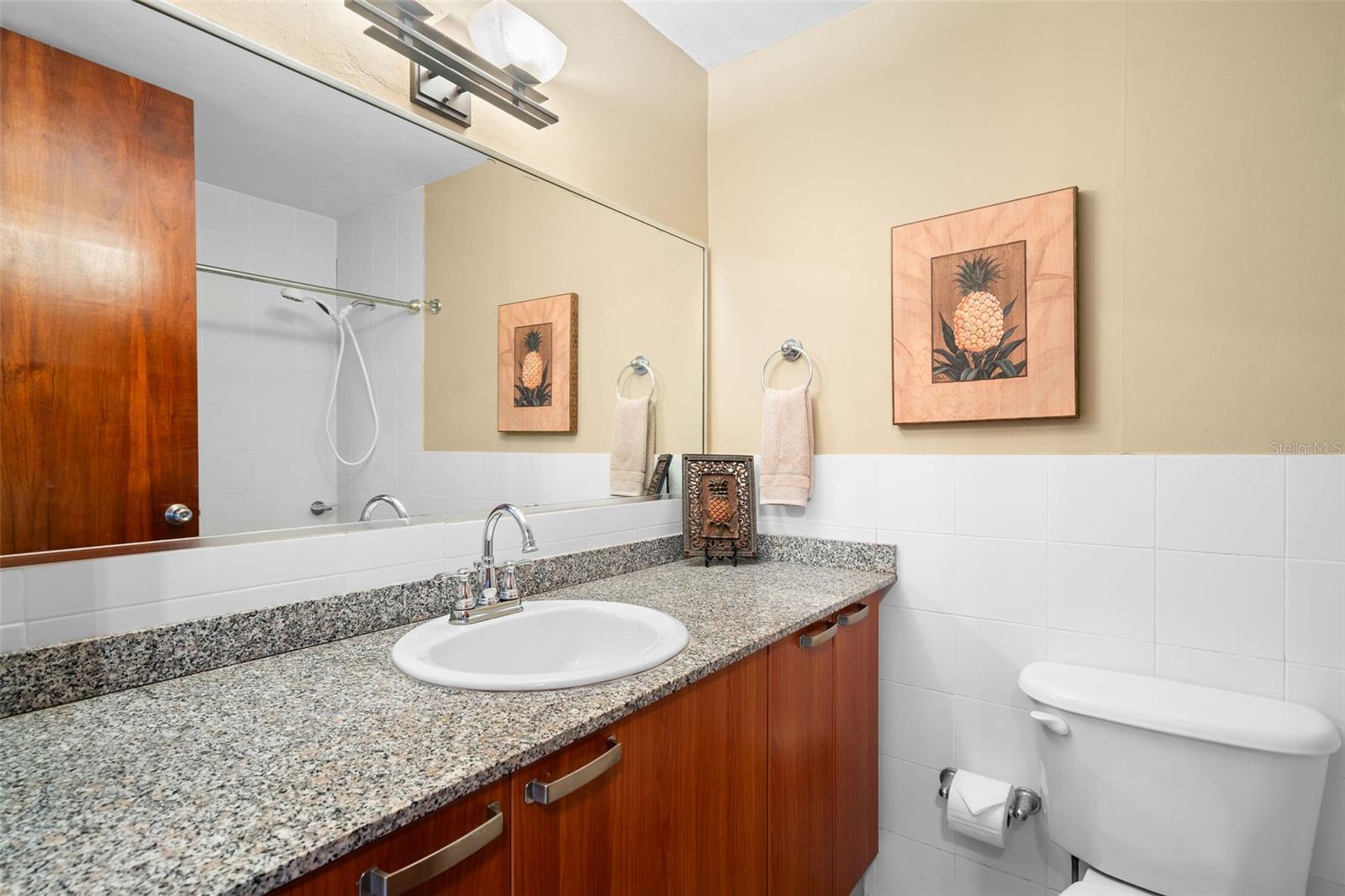 Harbour Point Harbour Drive #304b Property Photo 14