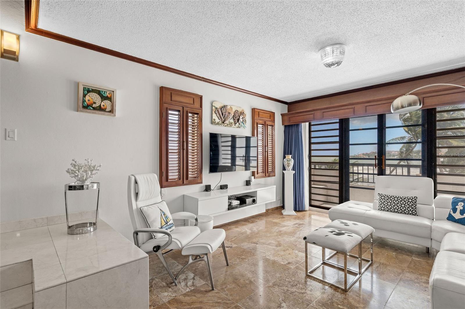 . Crescent Cove #101 Property Photo 14
