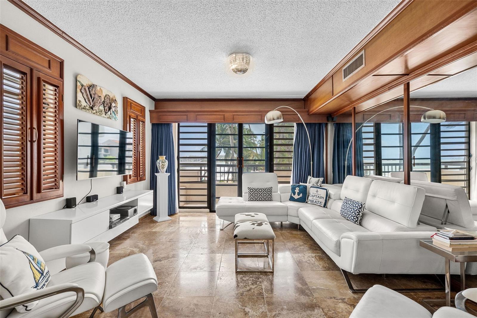 . Crescent Cove #101 Property Photo 15