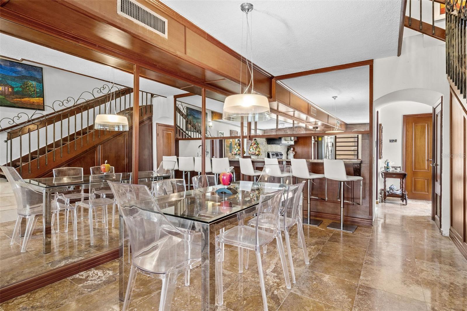 . Crescent Cove #101 Property Photo 16