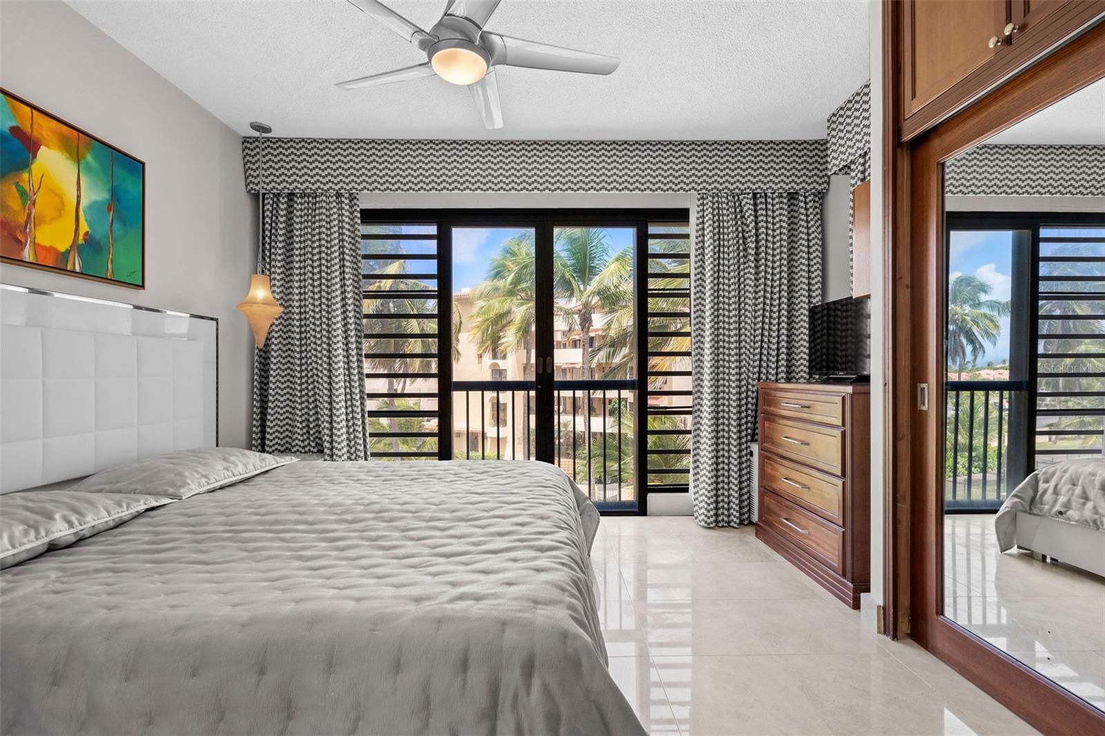 . Crescent Cove #101 Property Photo 22