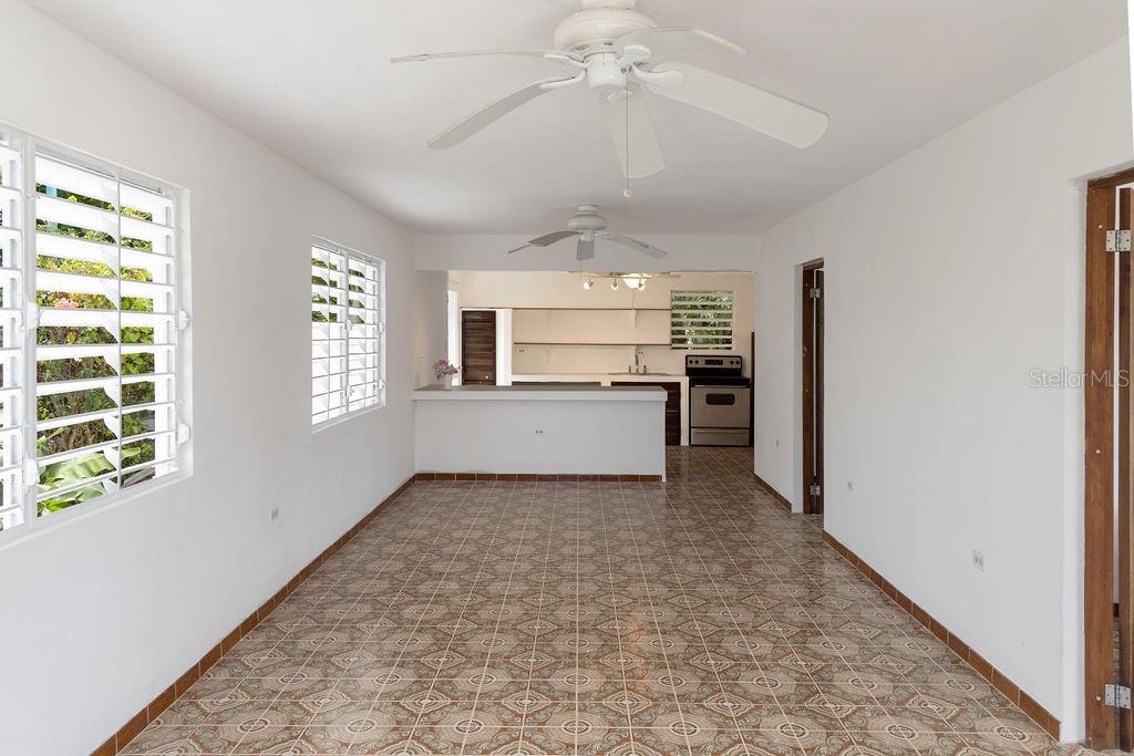 500 Bravos De Boston Property Photo 11
