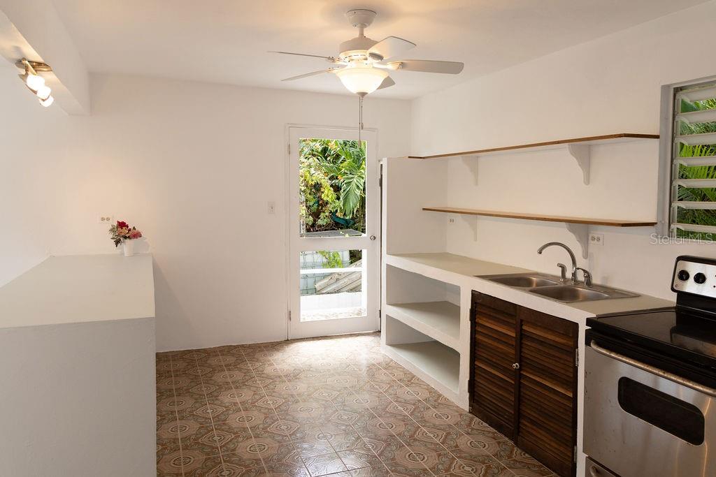 500 Bravos De Boston Property Photo 12