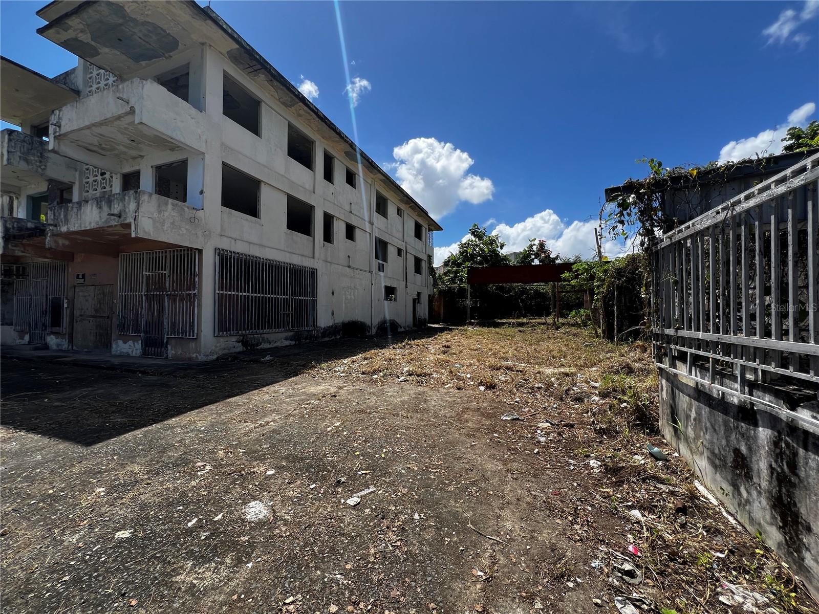 #41 & 40 Calle De Diego Property Photo 3