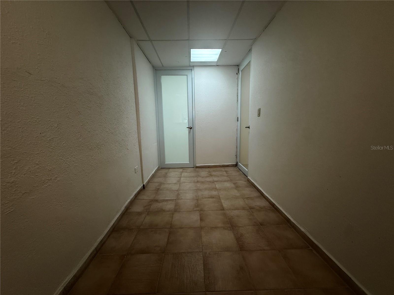 C-2 Condominio Las Mercedes Property Photo 5
