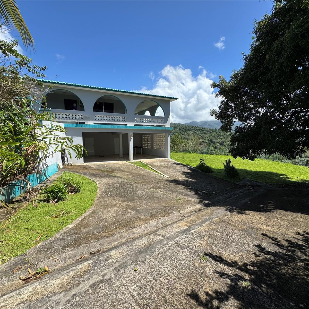 00718 Real Estate Listings Main Image