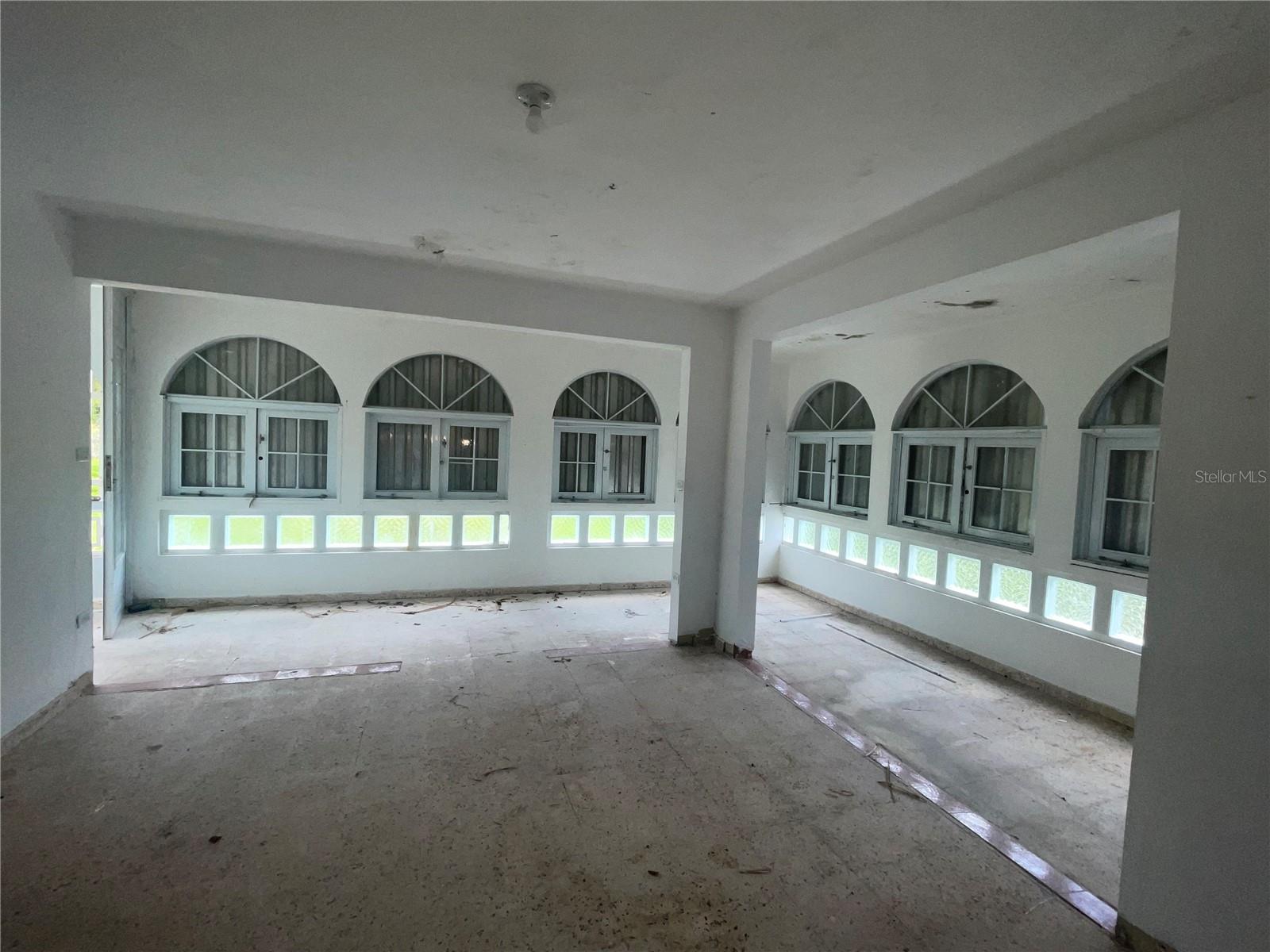 143 143 Property Photo 4