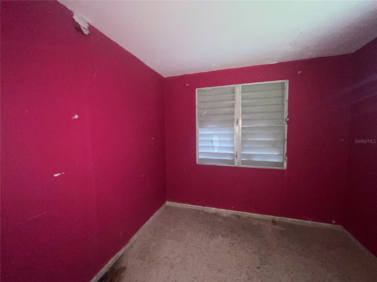 143 143 Property Photo 5