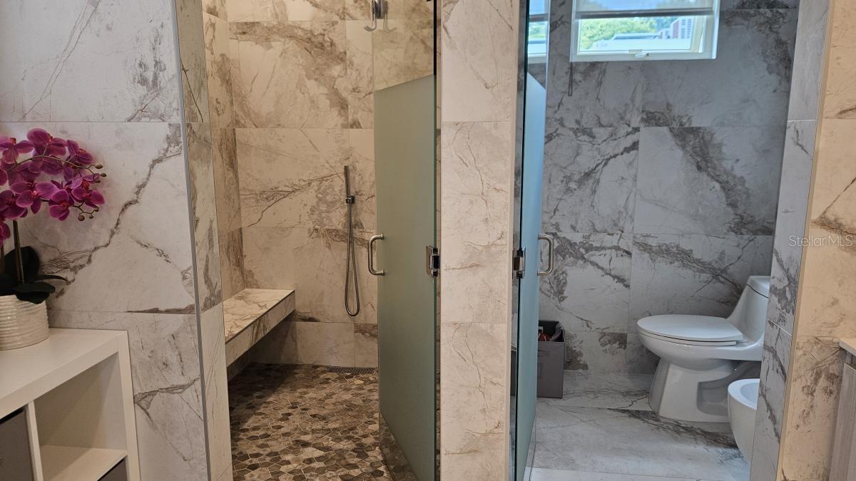 677 Lavanda Property Photo 13