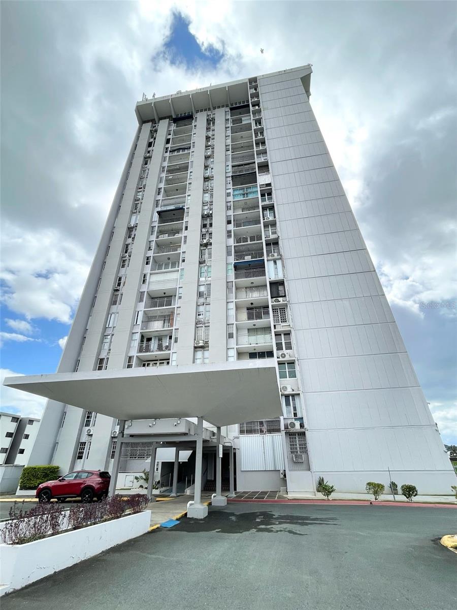 Caguas County Real Estate Listings Main Image