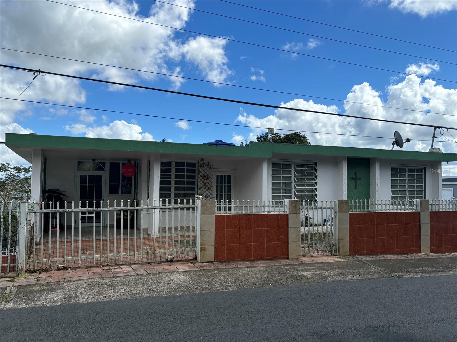 Carr 157 Km 24.1 Int Bo. Saltos Property Photo