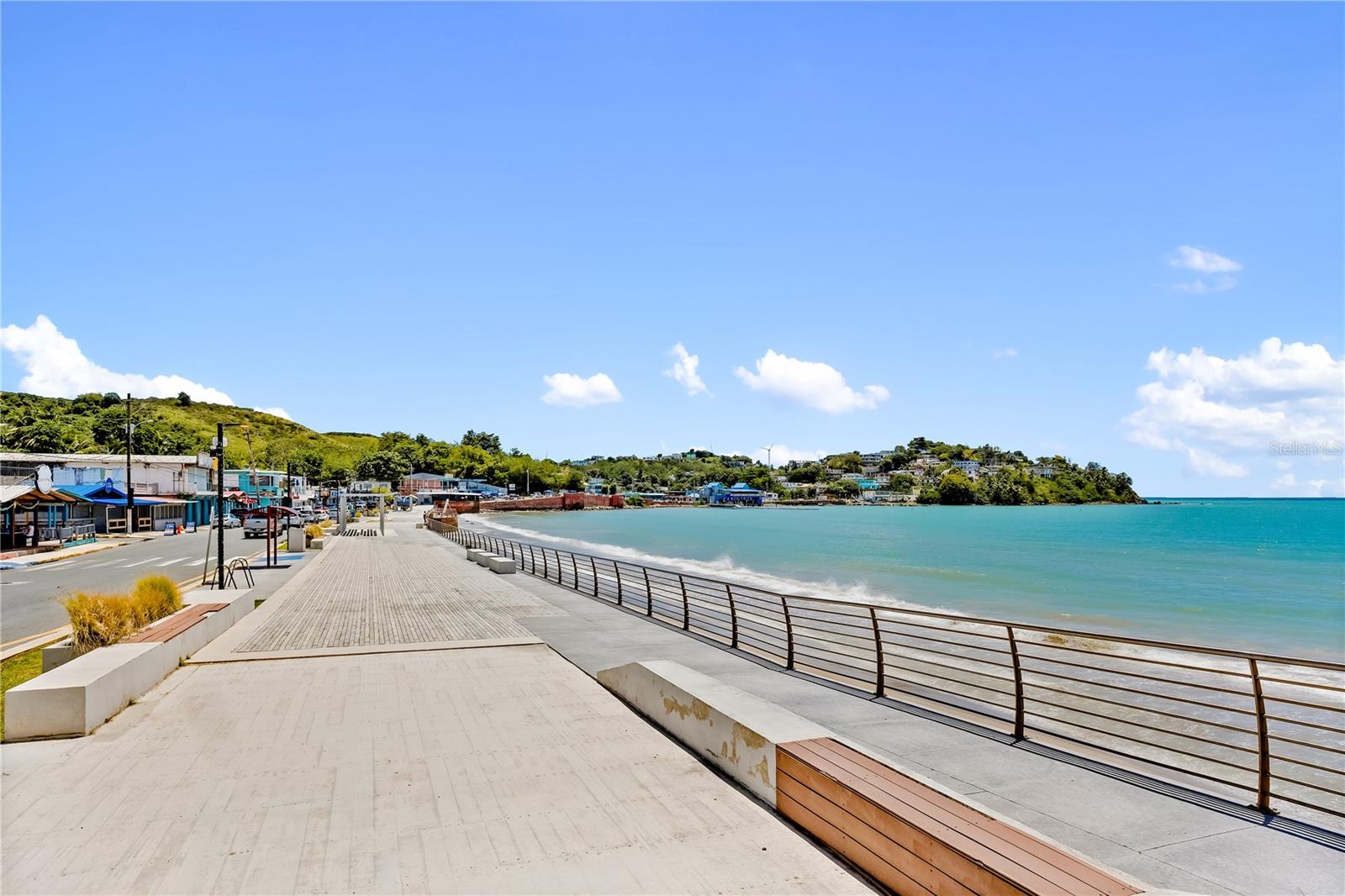 Cala De Hucares Carr 3 Km 66.7 #b-208 Property Photo 1