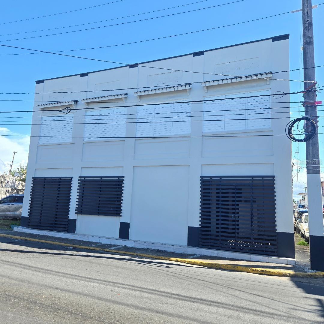 21 Eduardo Conde Property Photo 1