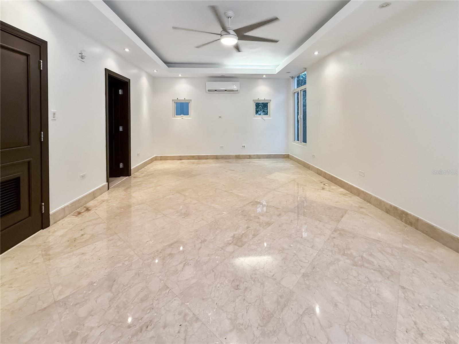 30 Paseos Las Palmas Property Photo 12