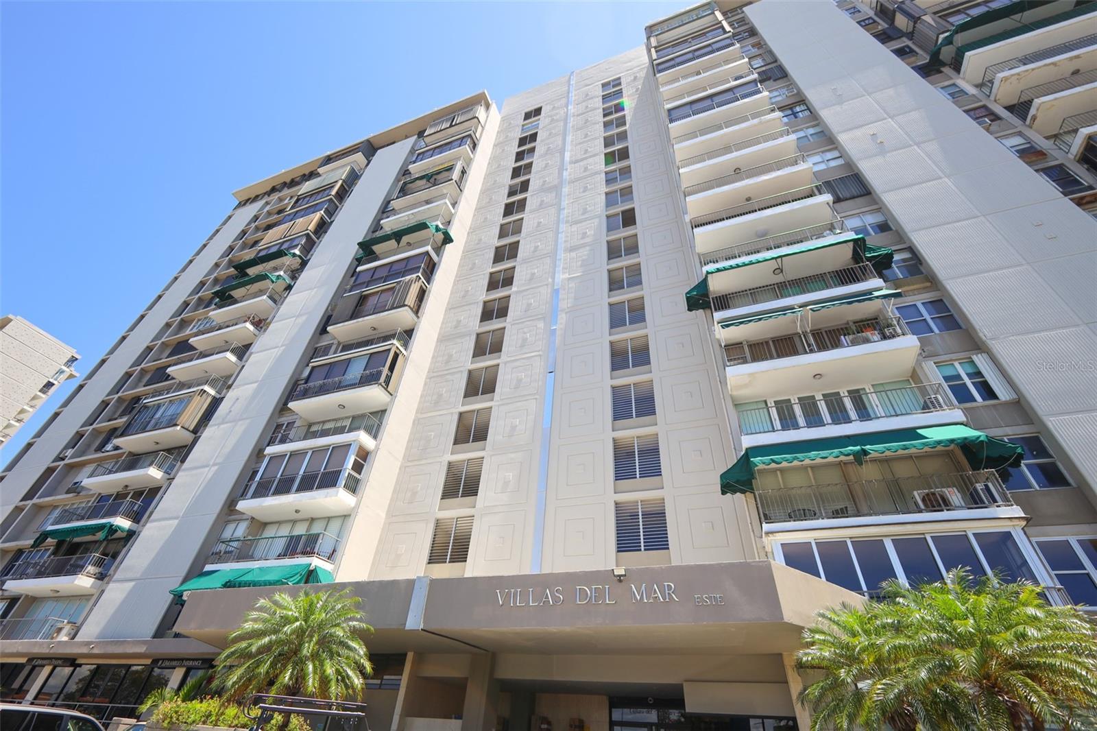 4745 Ave. Isla Verde Cond. Villas Del Mar Este #h Property Photo