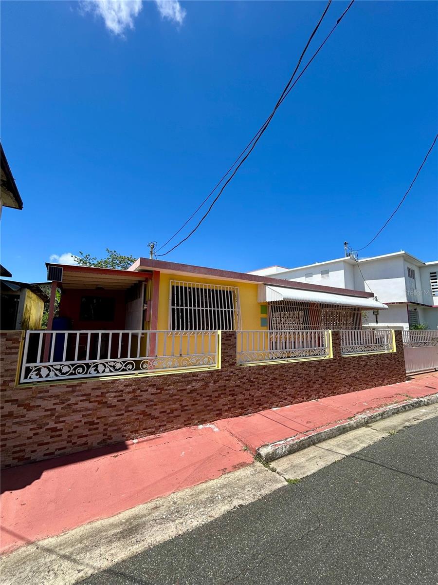Toa Baja County Real Estate Listings Main Image