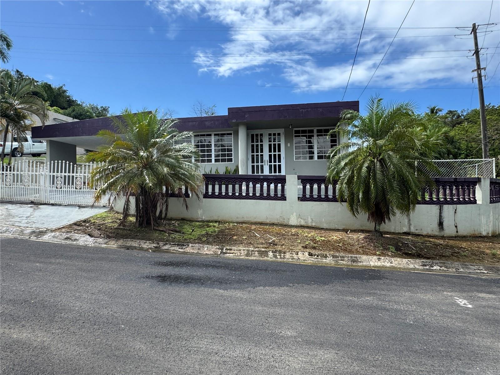 Pr-3 Providencia Property Photo 1