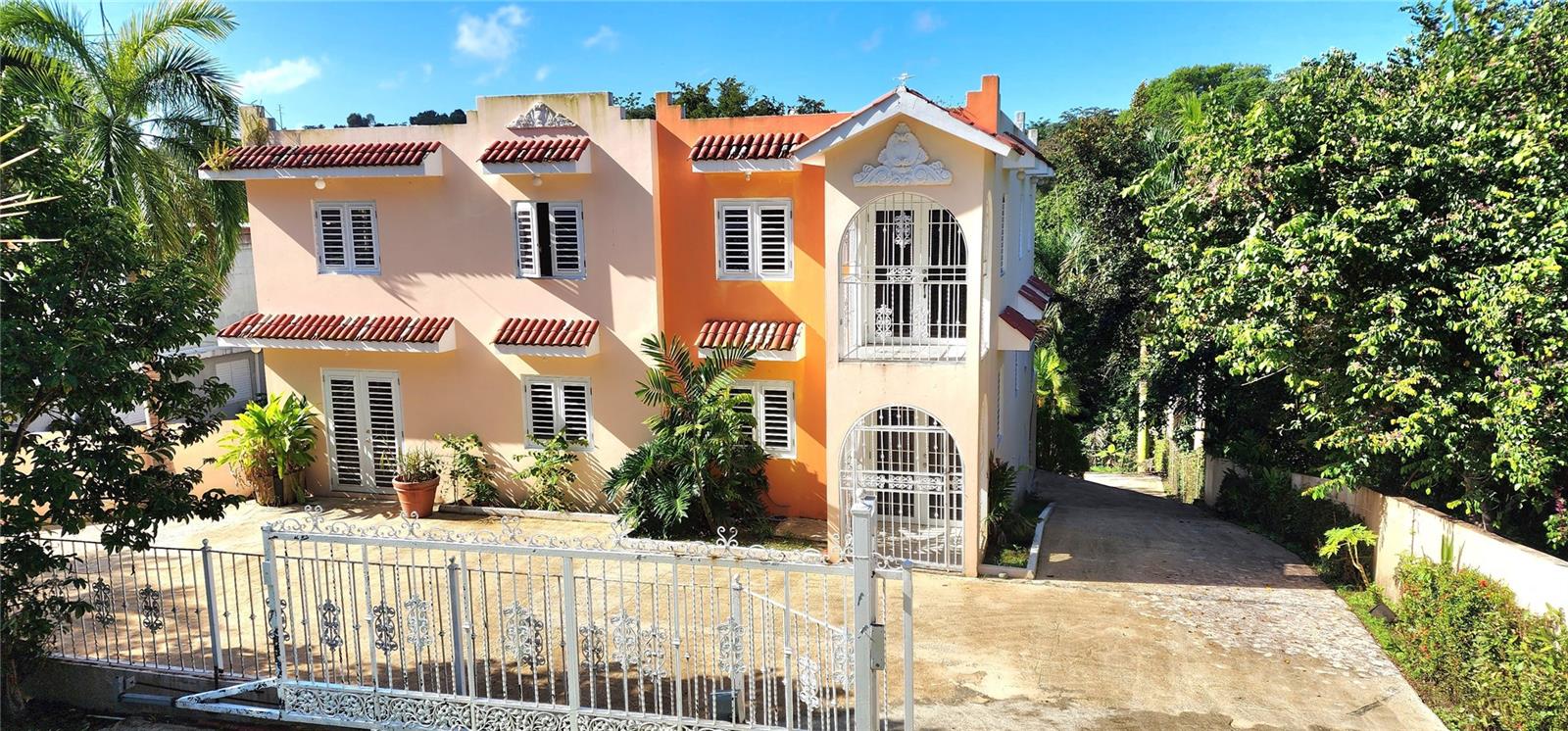 4 RIACHUELO ST. #5, BRISAS DE CARRAIZO DEV.