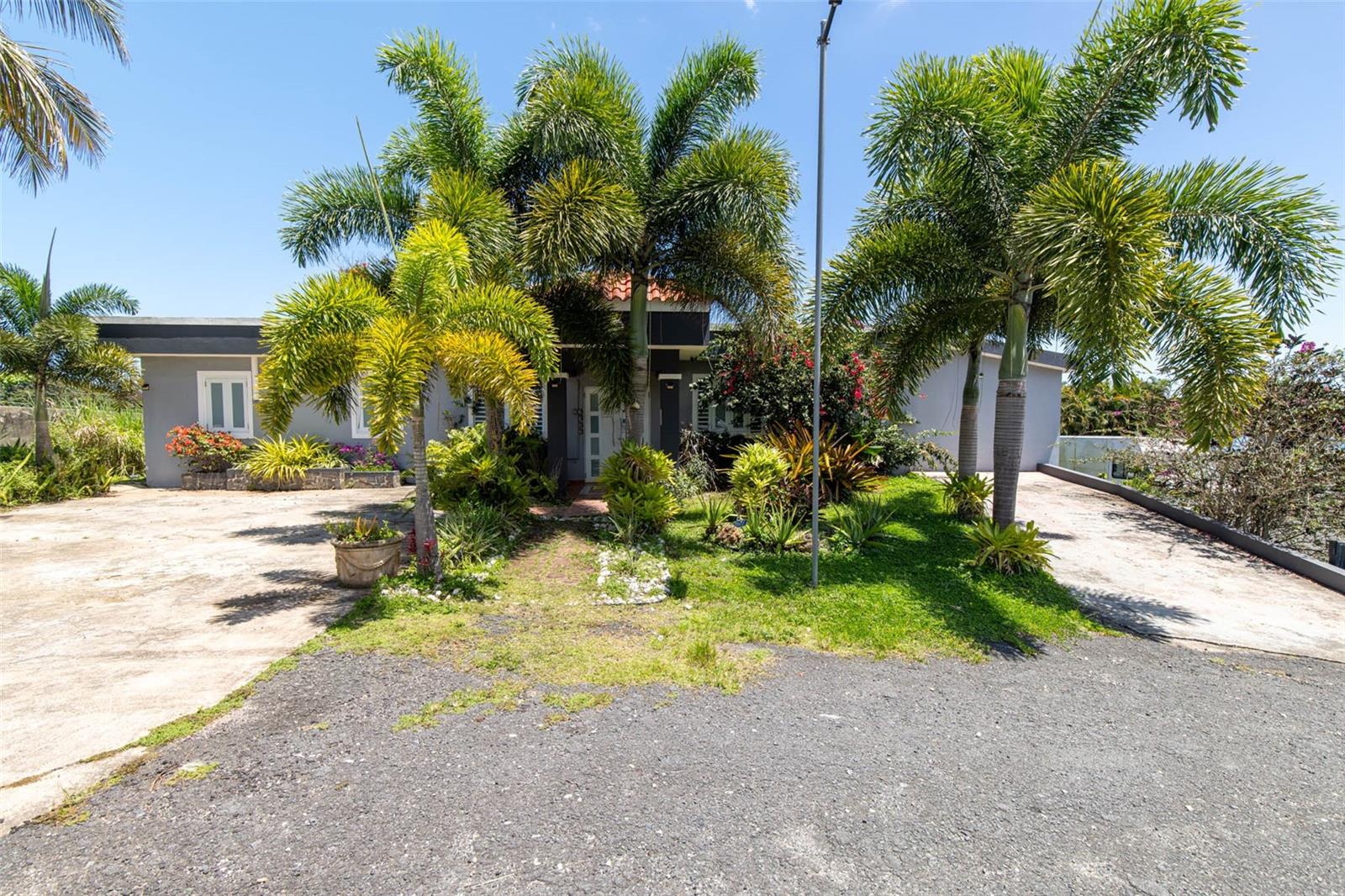 Hacienda El Palmar Marcos Lopez 831 Property Photo 1