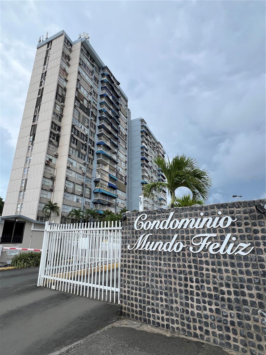 1 Ave. Rodriguez Ema #1803 Property Photo