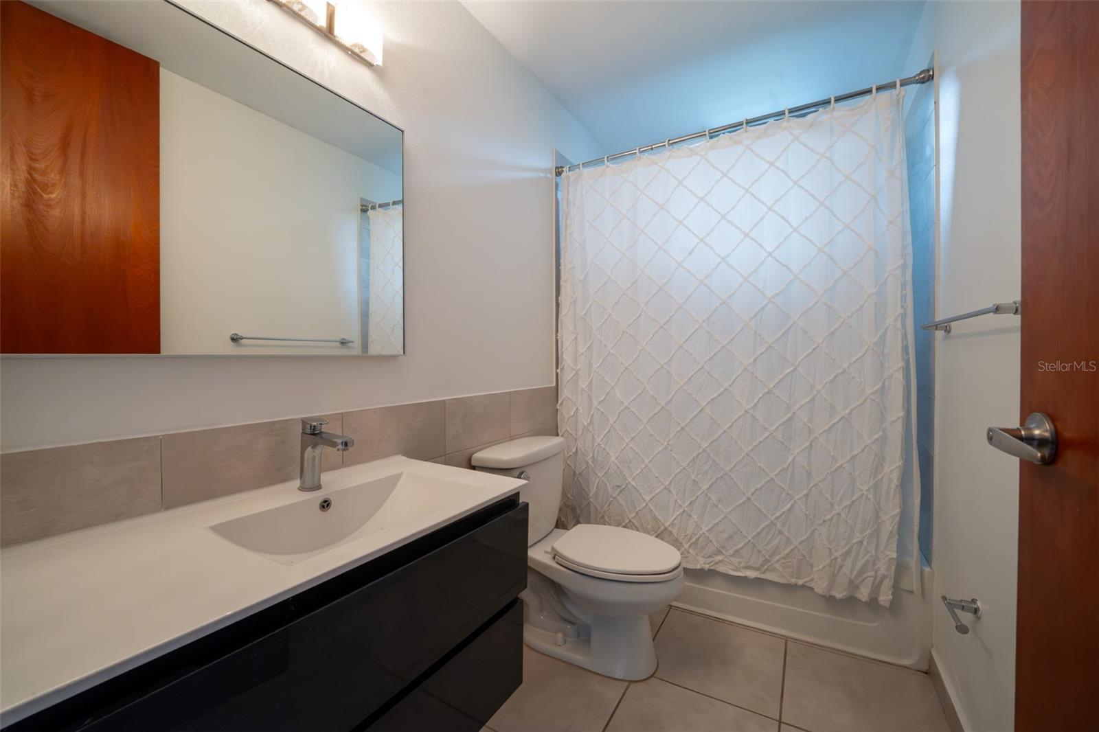 70 Condominio Alamanda Oeste #5172 Property Photo 9