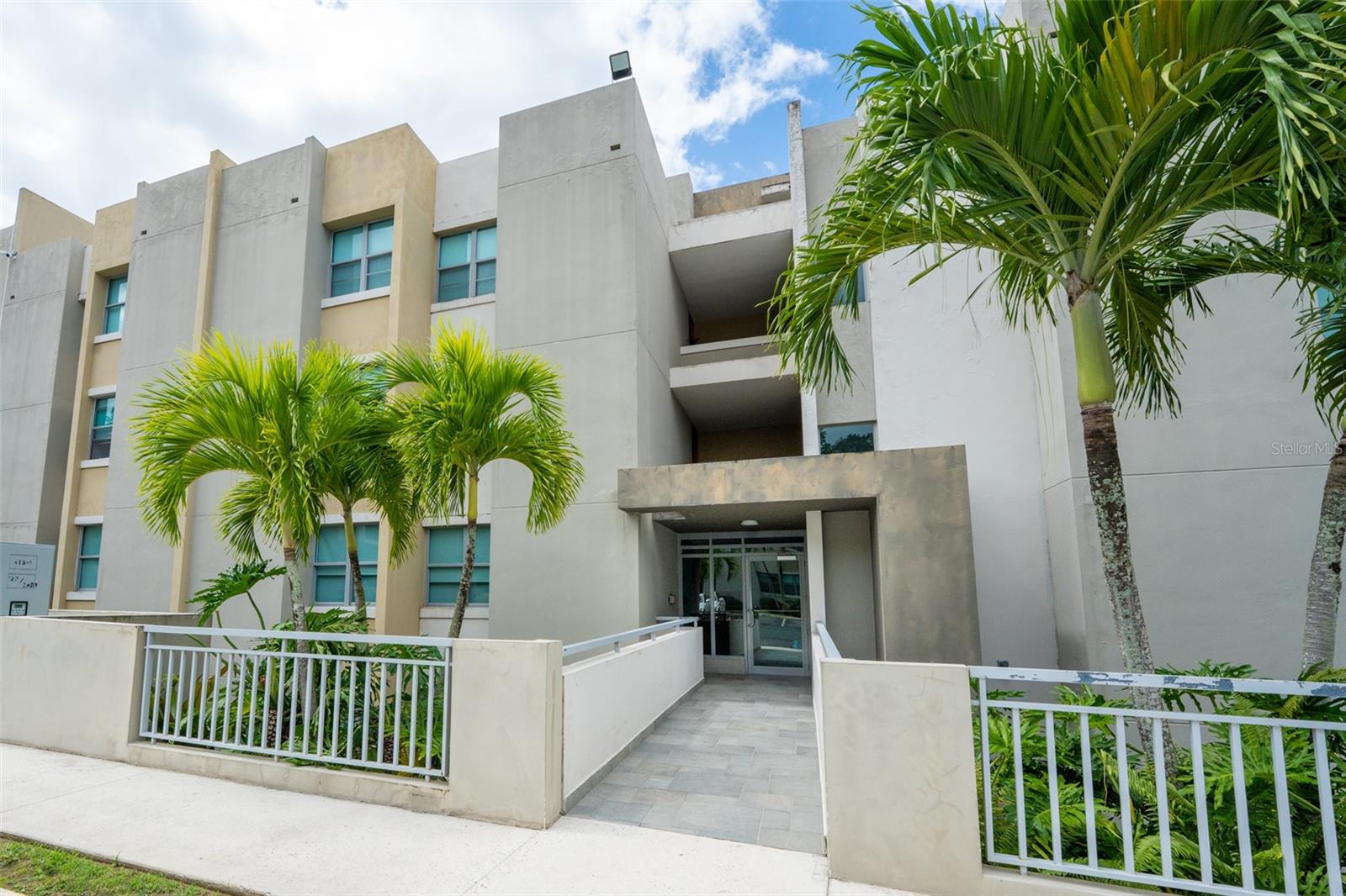 70 Condominio Alamanda Oeste #5172 Property Photo 13