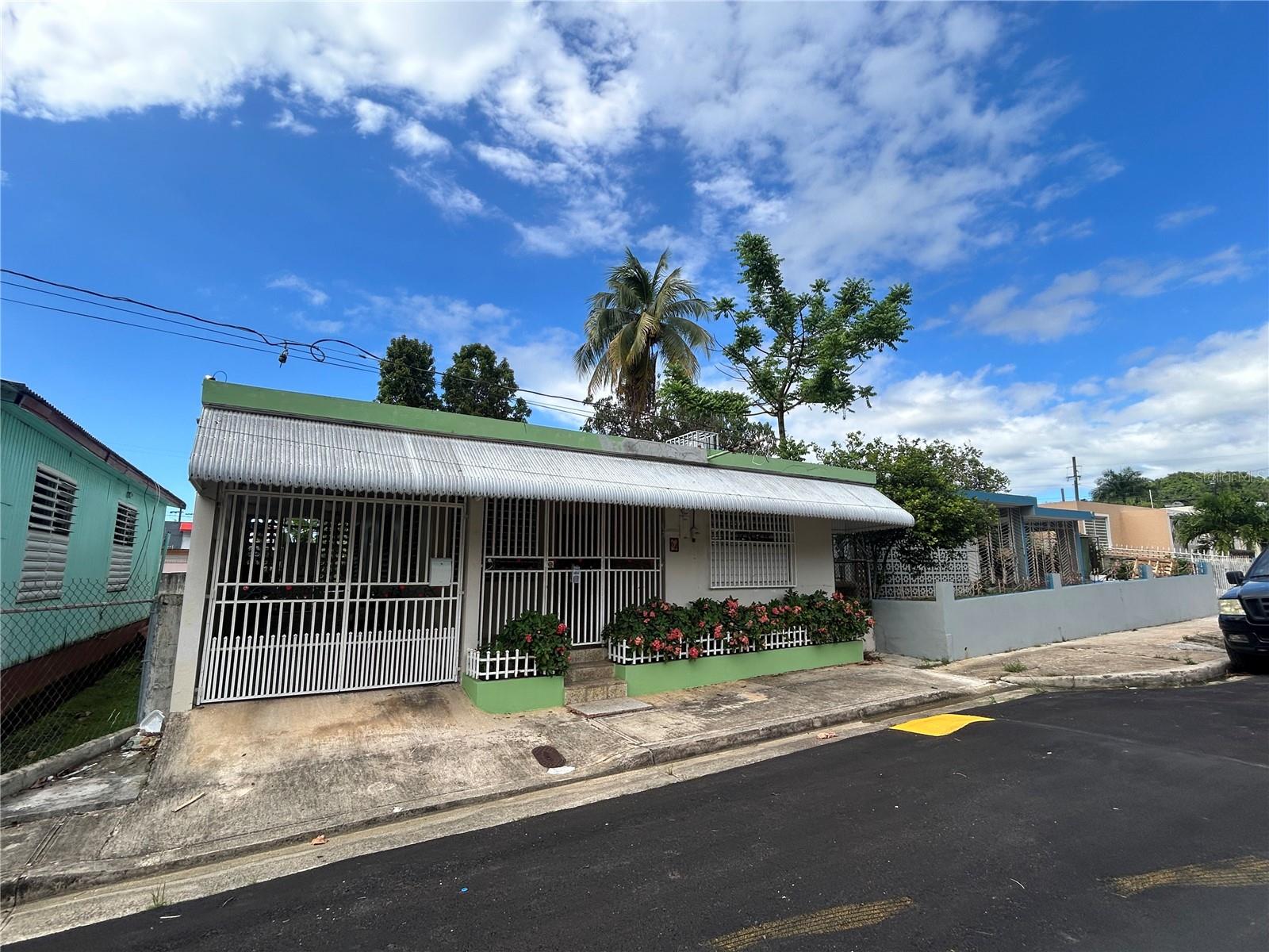 Calle Sur Sur #64 Property Photo 1