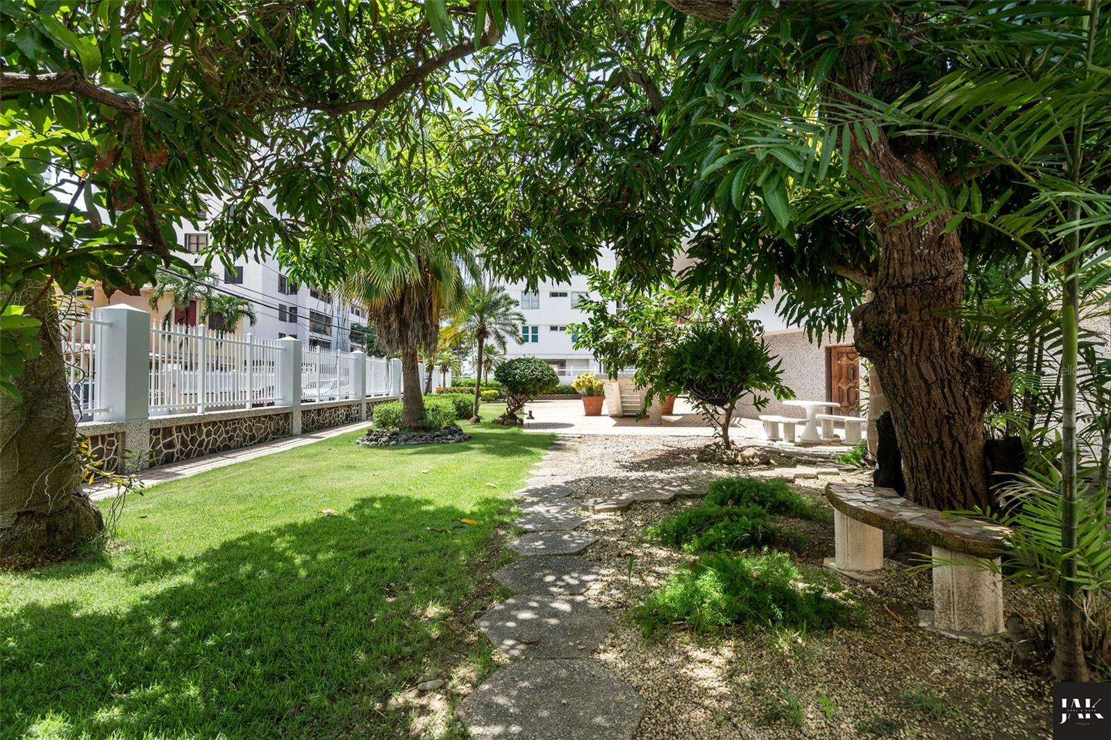 20 Amapola St Property Photo 14