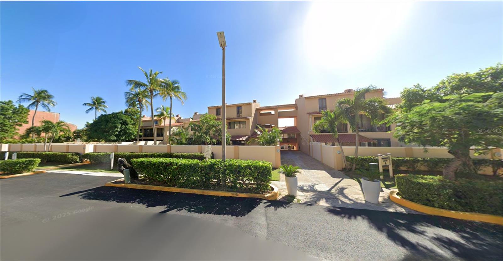 1015 Harbourside Dr. #1015 Property Photo 1