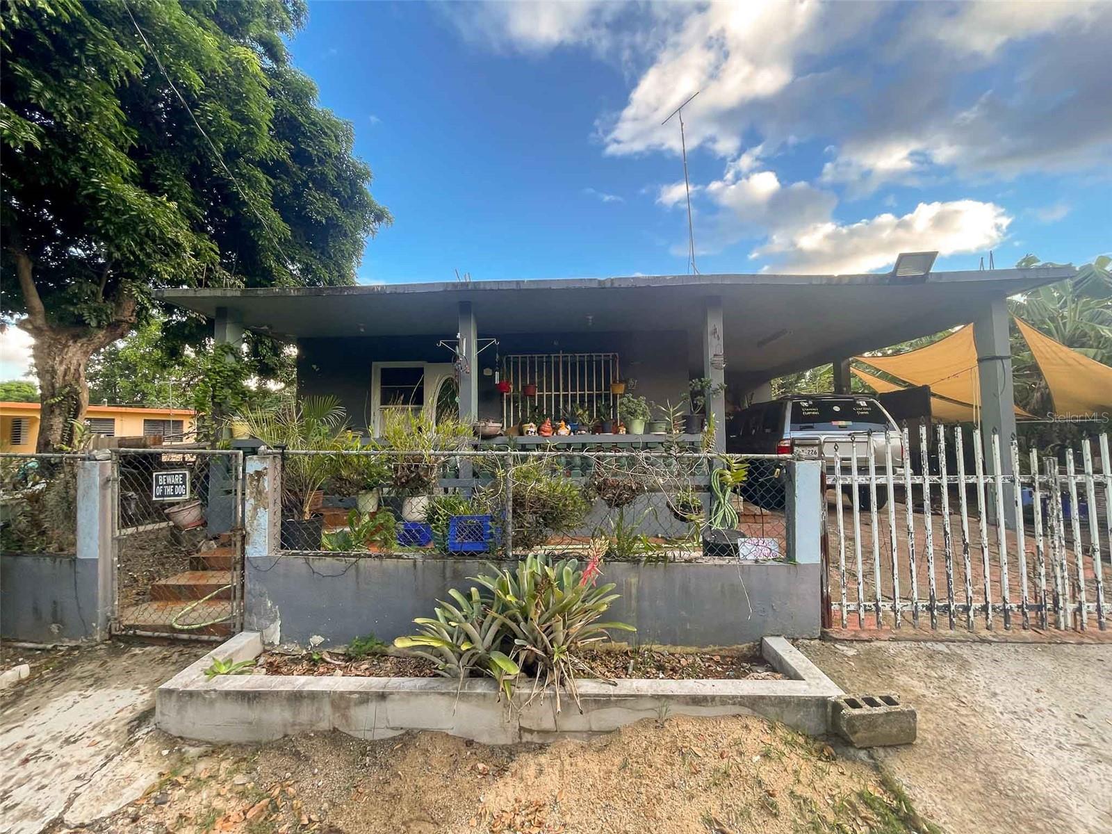 144 CALLE GRANATE