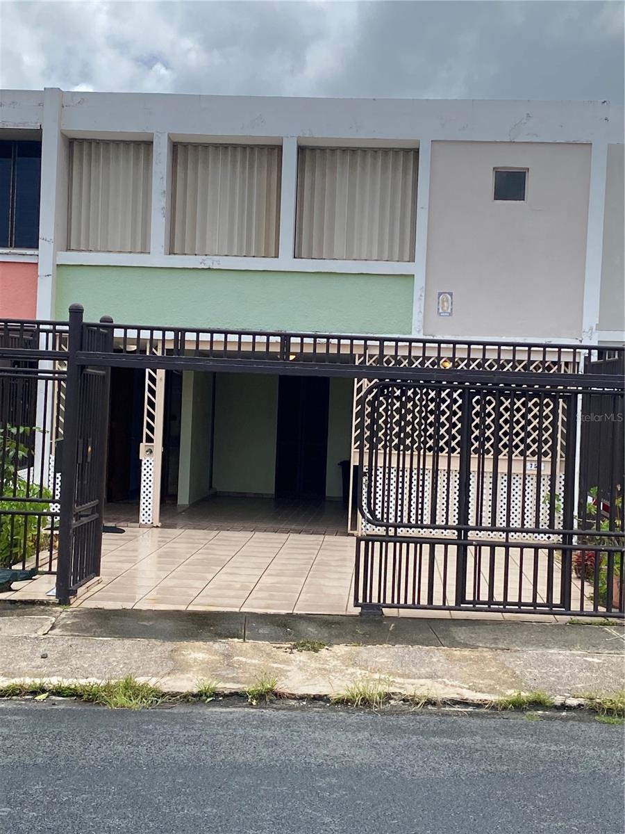 758 Duke Street Property Photo 1