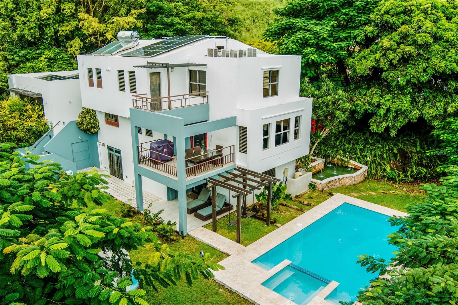 D-18 Calle 3, Urb. Villa De Luquillo Property Photo 1