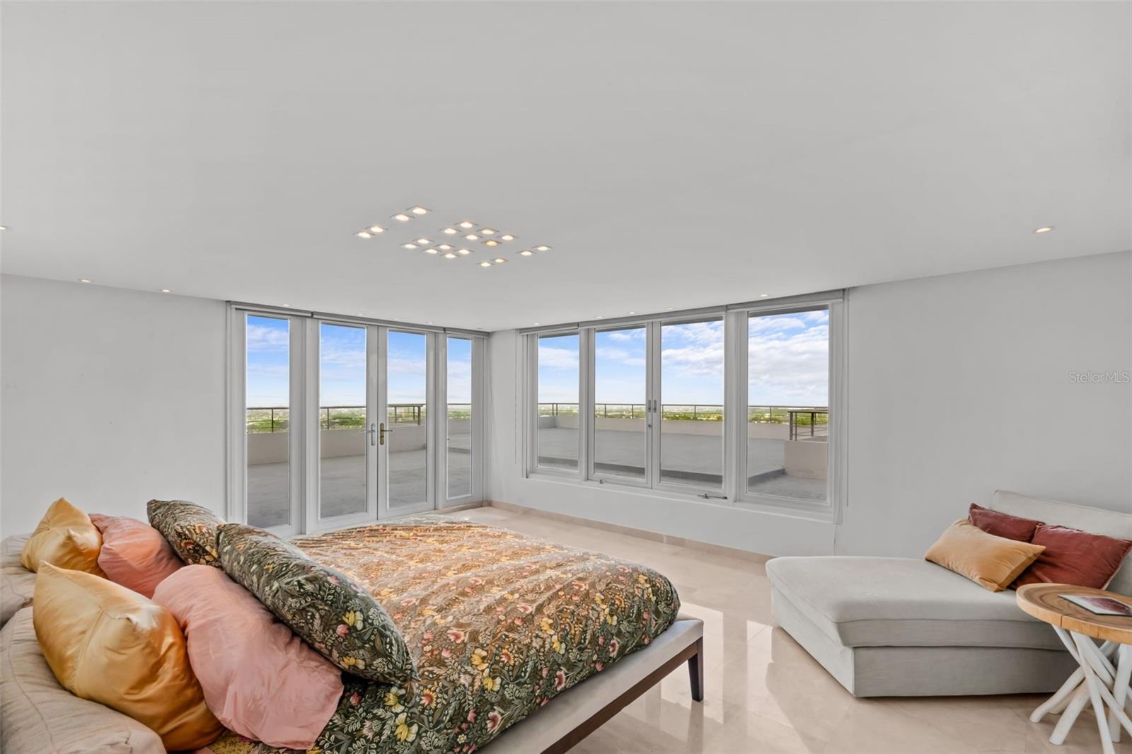 7 La Roca Street Beverly Hills Property Photo 10