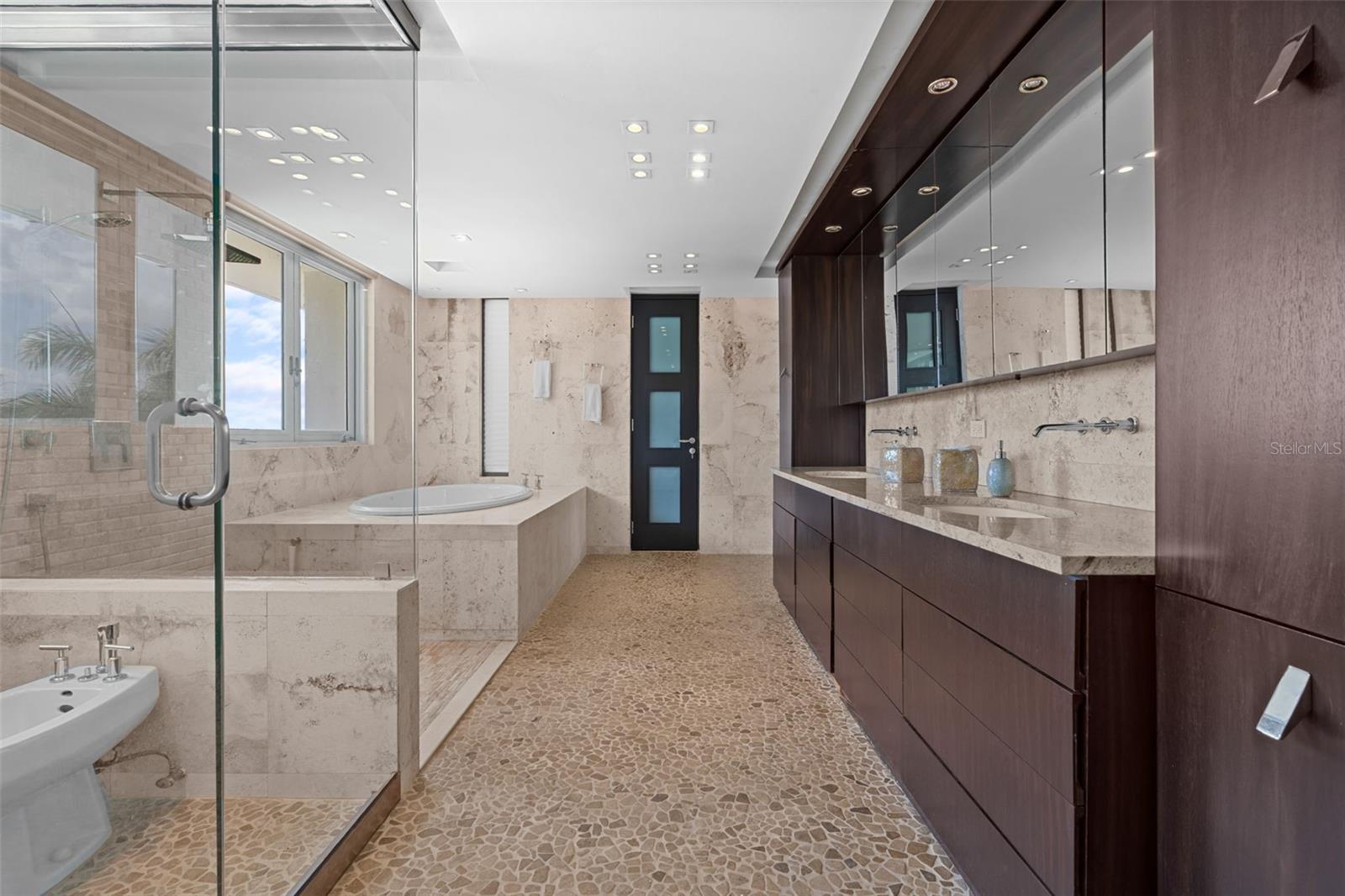7 La Roca Street Beverly Hills Property Photo 17