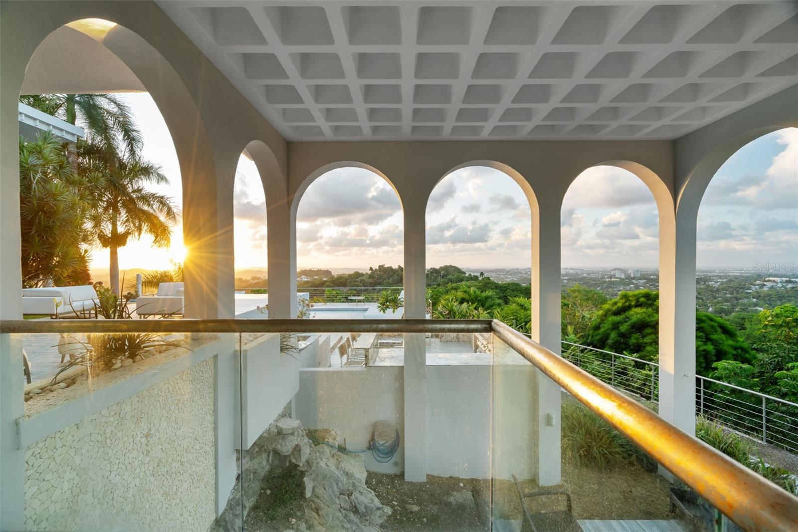 7 La Roca Street Beverly Hills Property Photo 25