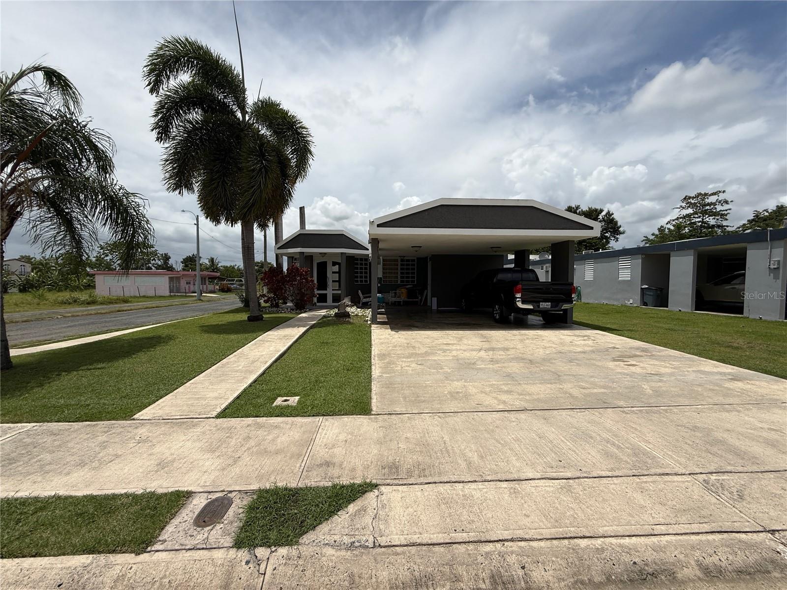 SR-102 KM 28.2 URB VILLAS DE CHARIED CALLE TURPIAL #LOT 5