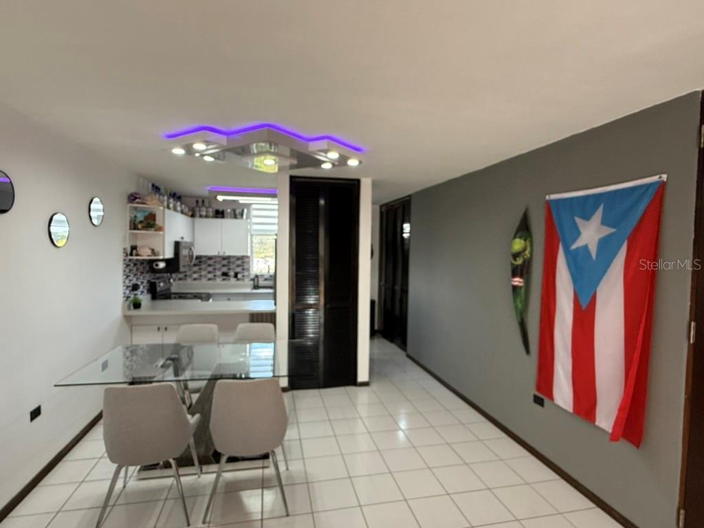 Codominium Vista Real #9 Property Photo 5