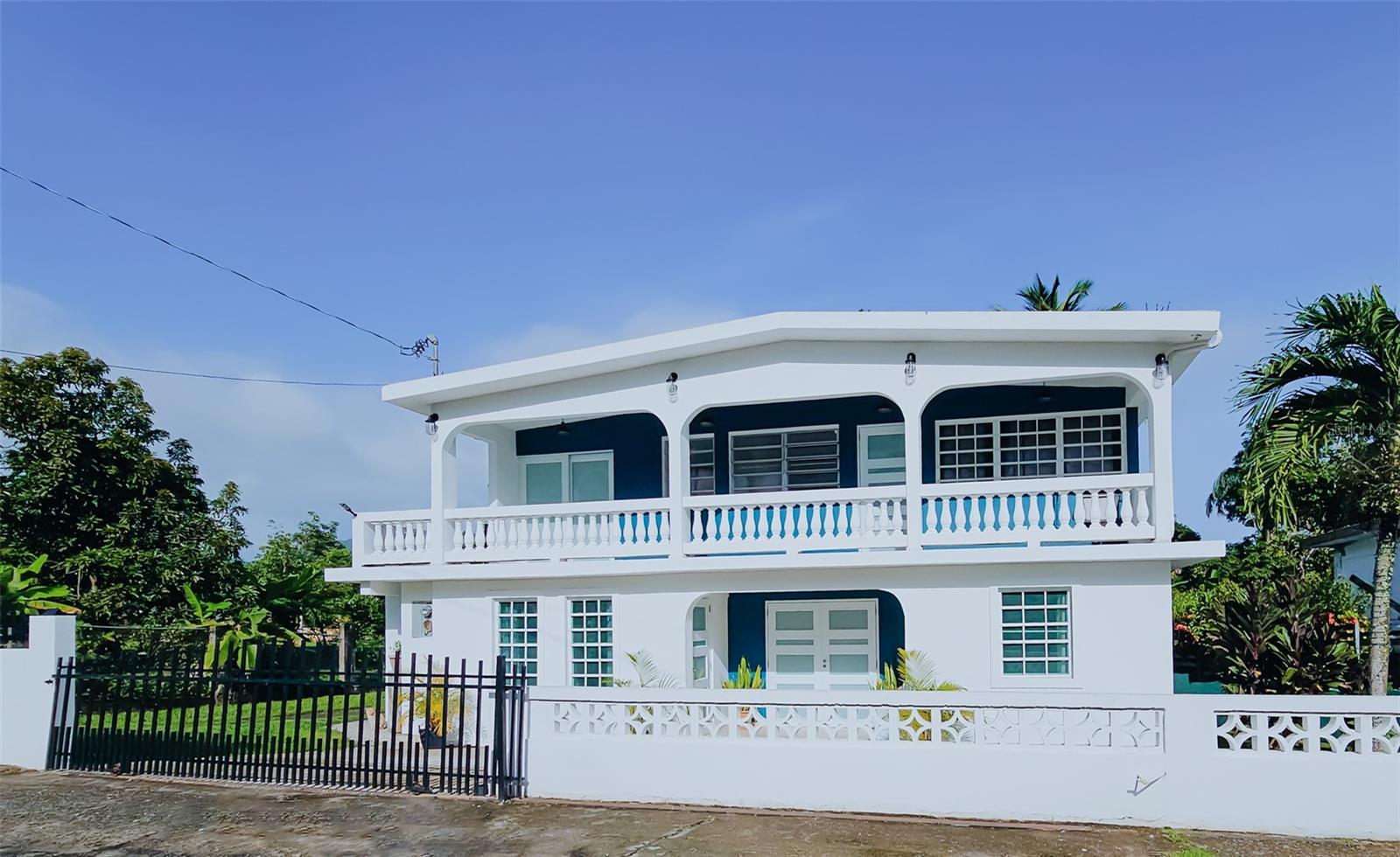 105 Comm Mariana Property Photo 1