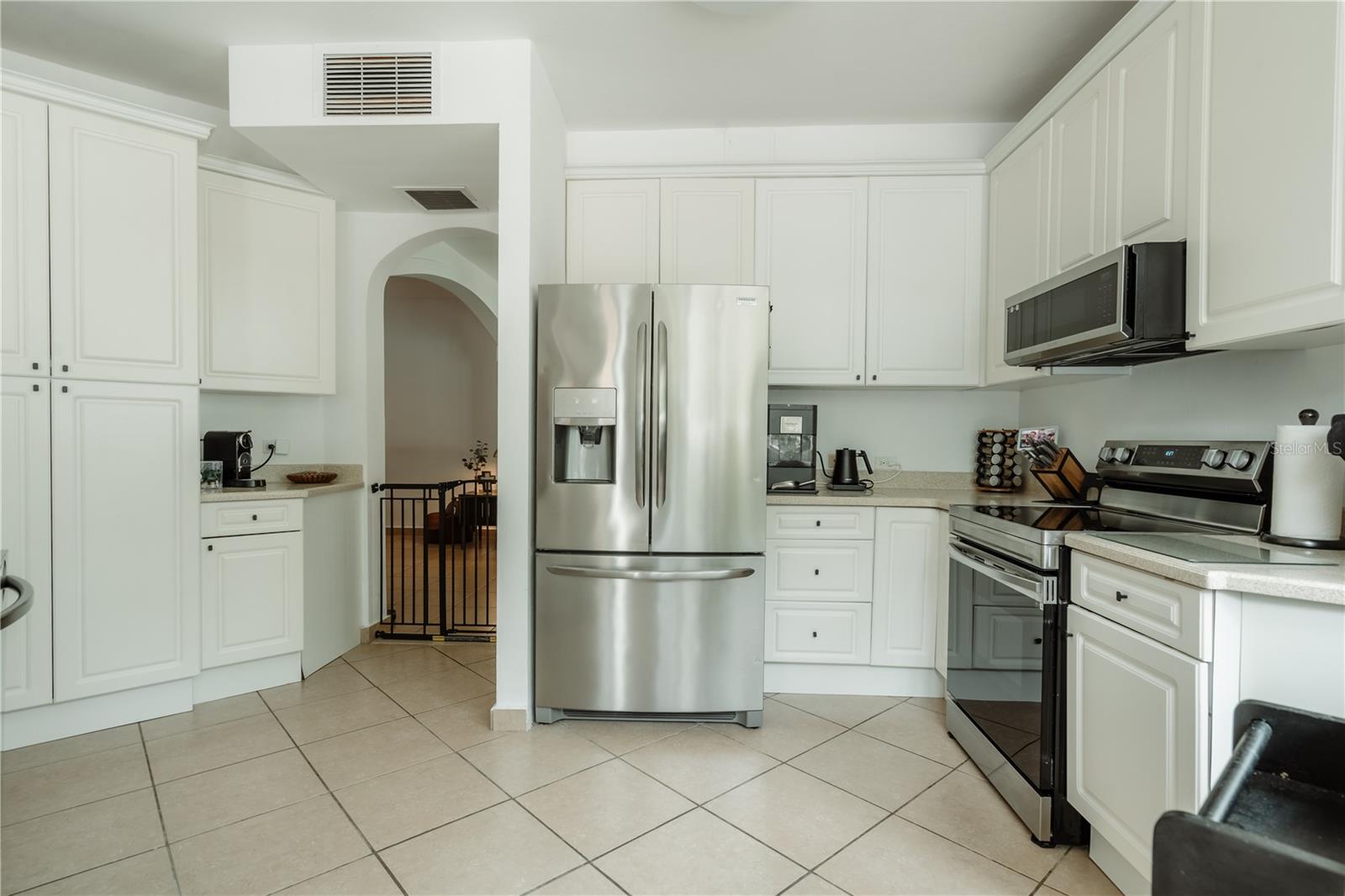 3 B Property Photo 10