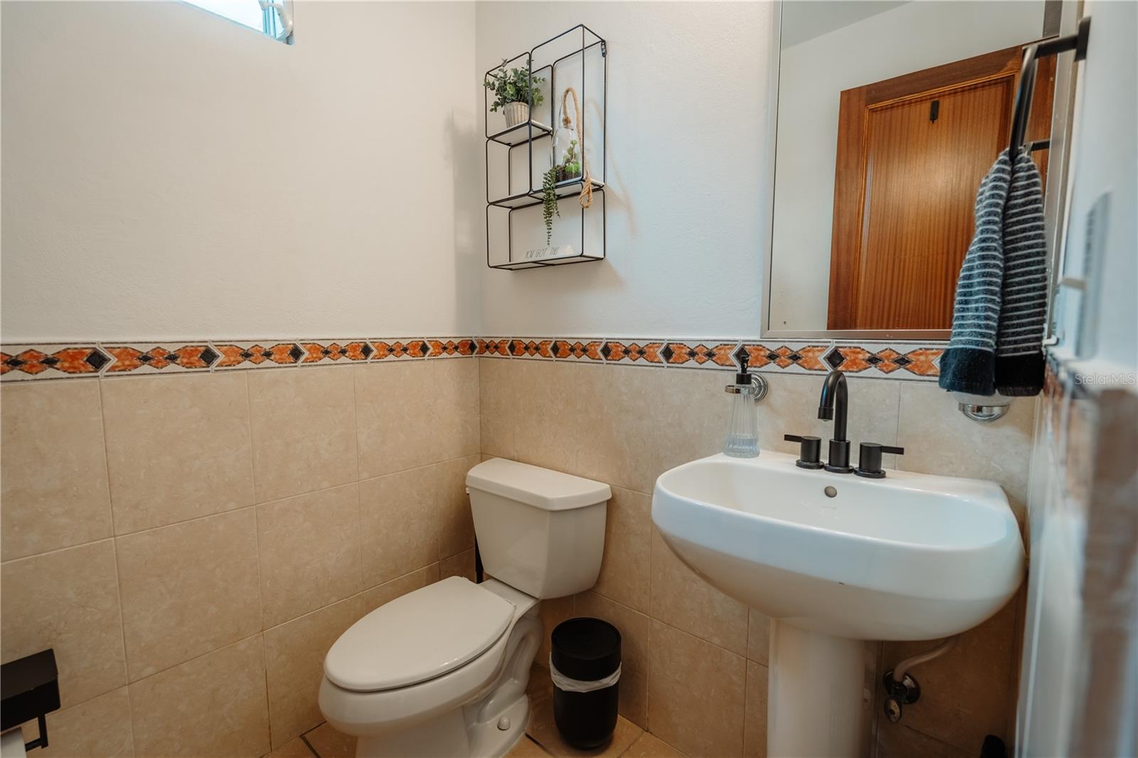3 B Property Photo 11